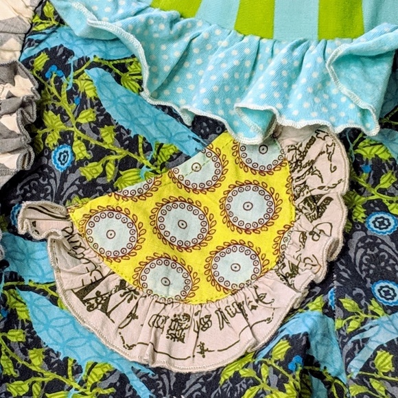 Mustard Pie Ruffle Capris - Picture 2 of 6